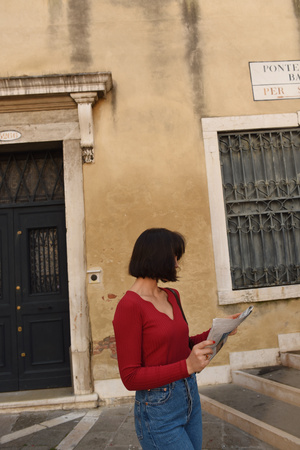 BLUZKA BOULANGERIE CZERWONA