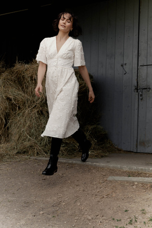 SUKIENKA FLORENCE KREMOWA